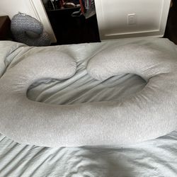 Free - Pregnancy Pillow