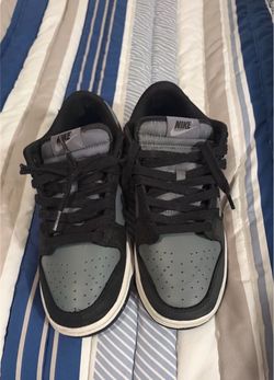 Nike Dunk Low Black Grey Sneakers