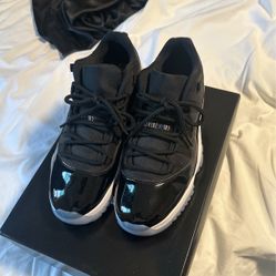 Air Jordan 11 Retro Low 