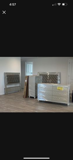 Queen Bed With Mattress Dresser And Night Stand