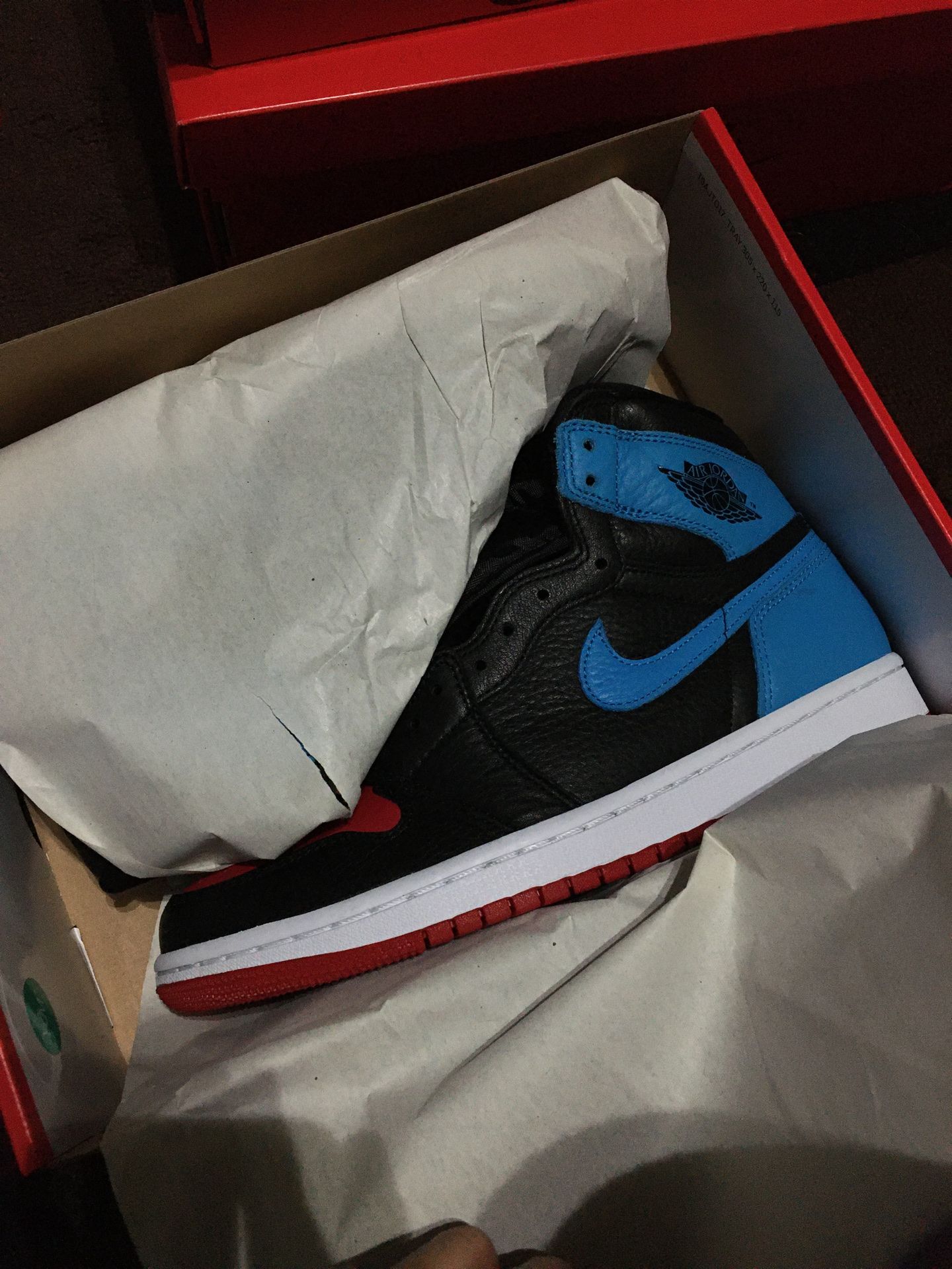 NIKE WMNS AIR JORDAN 1 HIGH OG “NC TO CHICAGO” SIZE 9.5 WOMEN OR 8 MEN