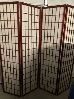 4 Panel Screens