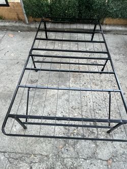 Twin Blk bed  cama pequeñas