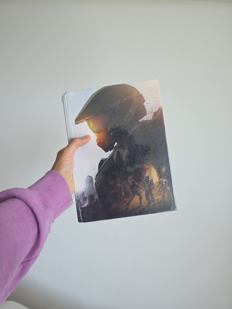 Halo 5 Guardians Collector's Edition Strategy Guide New