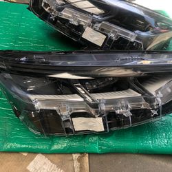 2021-2022 Ford Mustang Match-E Headlights Pair RH LH OEM