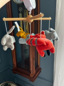 Crib mobile