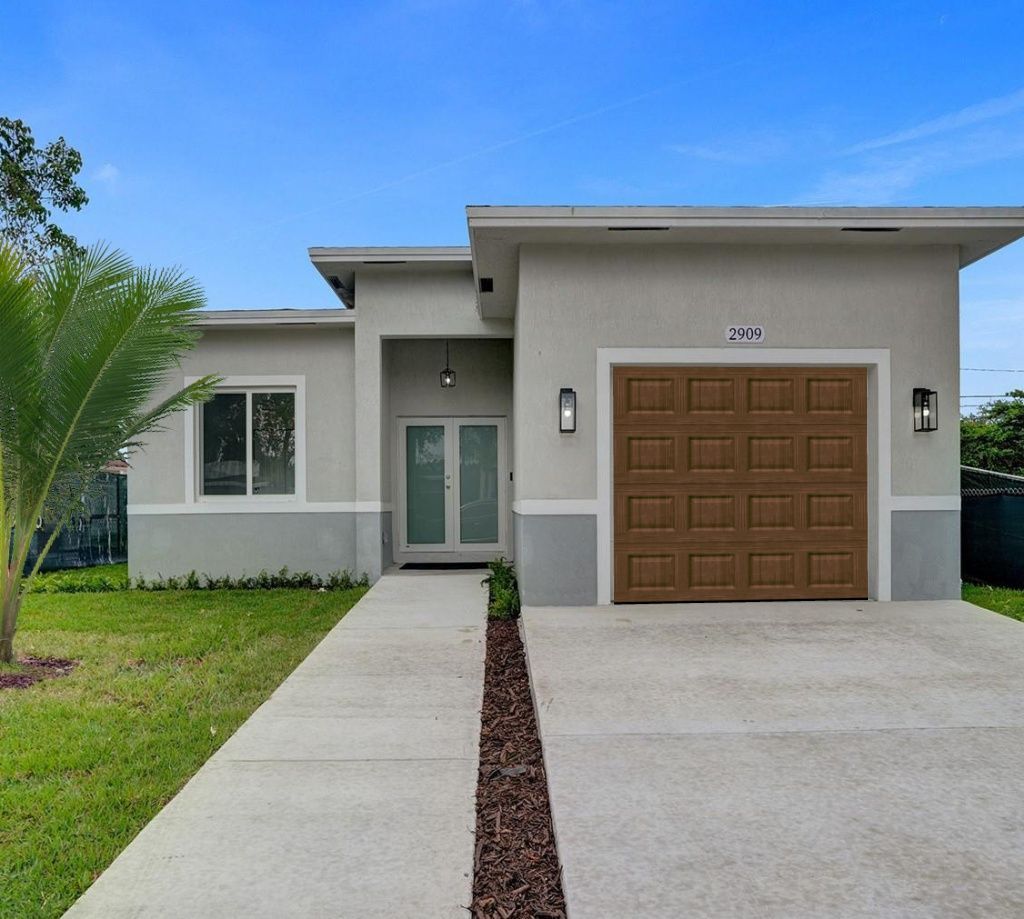 New! 1 Car Wood Grain Garage Door - FLASH SALE, Install Free - Hurricane Ready Now