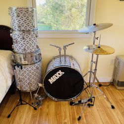 Vintage CB Drum Set 
