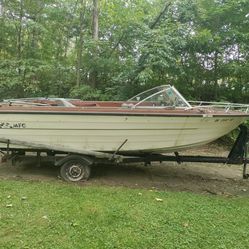 1971 MFG 19ft Project Boat 