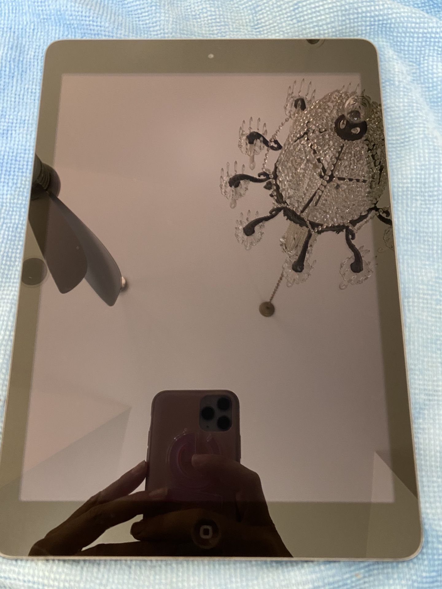 iPad Air 32G Wi-Fi Only Space Gray
