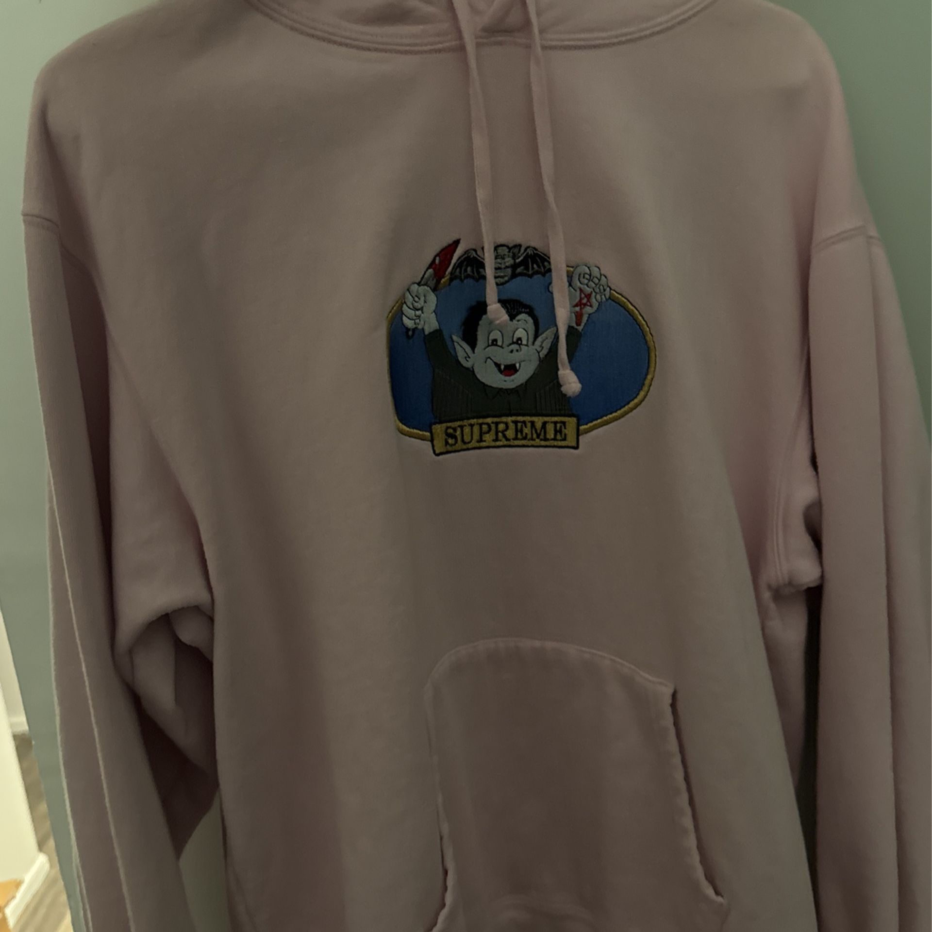 Supreme Hoodie Medium