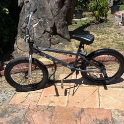 Mongoose Rebel X1 BMX Bike 20inch