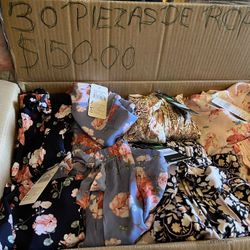 Caja De Blusas,pantalones,vestidos,chort Con Blusa  30 Piezas 