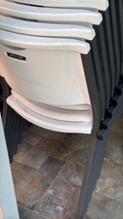 7 lifetime stackable chairs