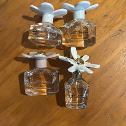 Marc Jacob’s Perfume Miniatures  (Daisy+variants) ($10/ea)