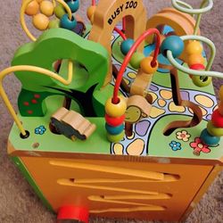 BUSY ZOO/ REASONABLE OFFERS WELCOME 