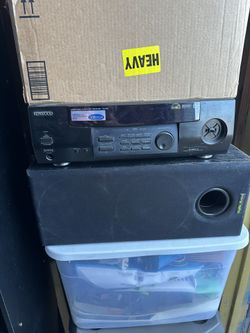 Vintage Stereo And Speaker