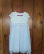 Flower girl dress size 3/4 with flower head piece