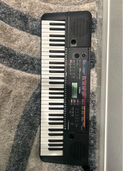 Yamaha PSR-E263 Keyboard