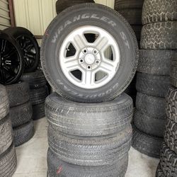 16” Goodyear Wrangler ST P225/75R16 Jeep Wrangler