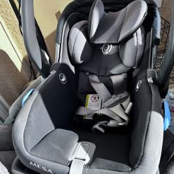Uppababy Car seat & 2 Bases