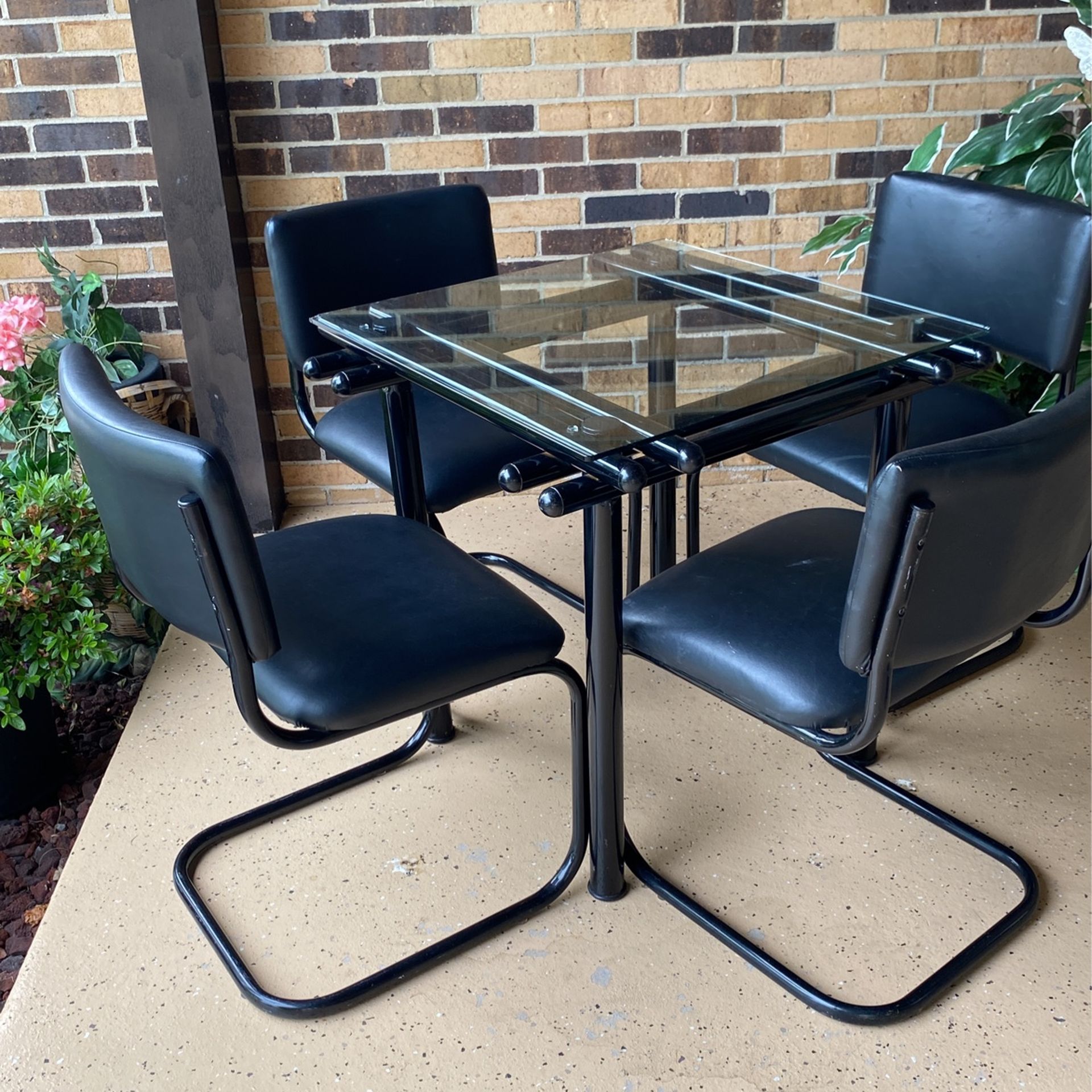 Four Chair’s Black Leather With Table Tap Class,New Products : American Fashion Style Bags On Sale
