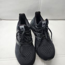 Adidas Ultraboost Blac Women's 7.5 Tennis Shoes