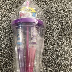 Peeps - All About Lips Tumbler + 4 Lip Gloss/Balm - NEW.