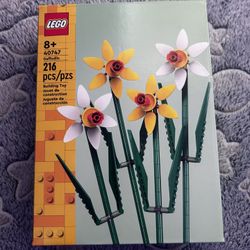 Lego Flowers Set - NEVER OPENED 