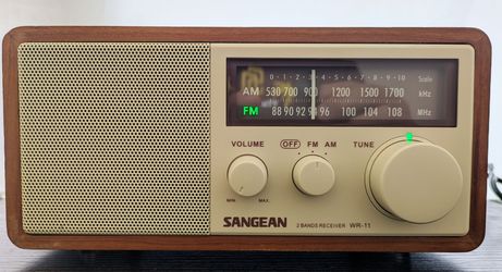 Sangean WR-11 radio, excellent sound