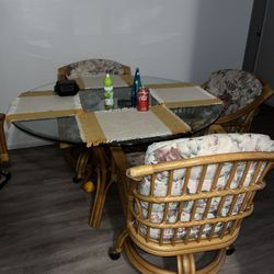 Glass Table & 4 Chairs 