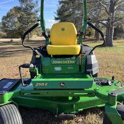 John Deere Z515E 60” Zero Turn Mower