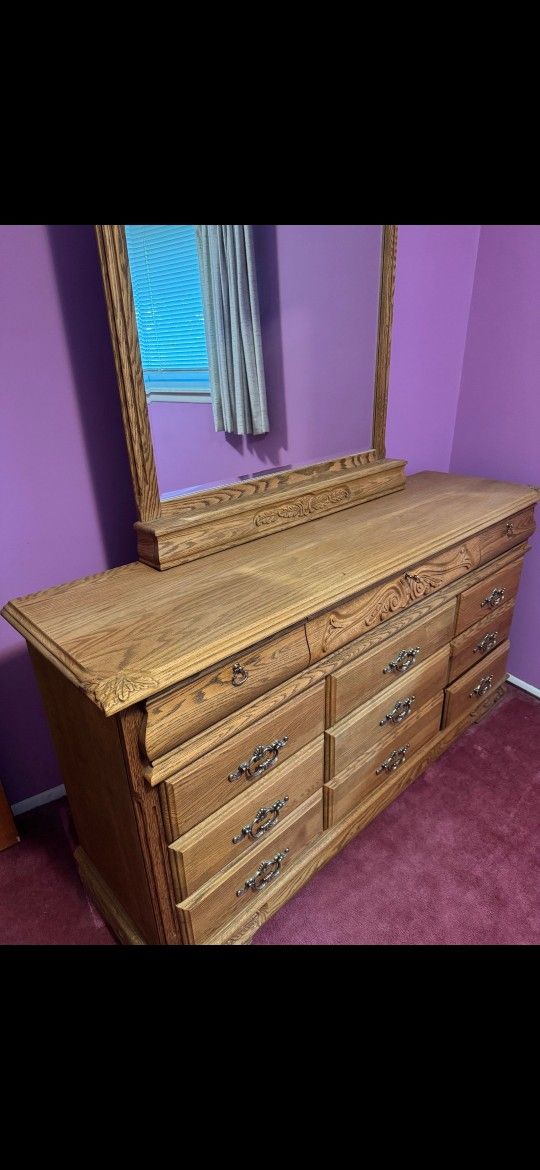Oakwood Interior Brand Dresser SET
