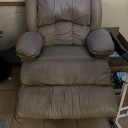 For Sake A Comfortable Recliner 