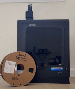 Zortrax M200 3D Printer + Filament + 8GB SD Card
