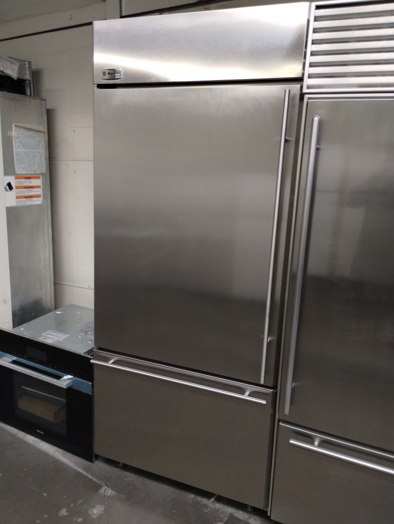 GE Monogram 36" Stainless Steel Built In Refrigerator