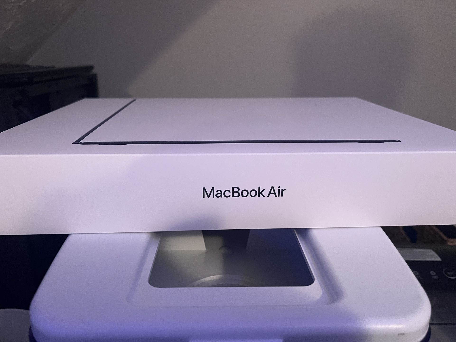 2024 MacBook Air M3 15 Inch Screen Unopened