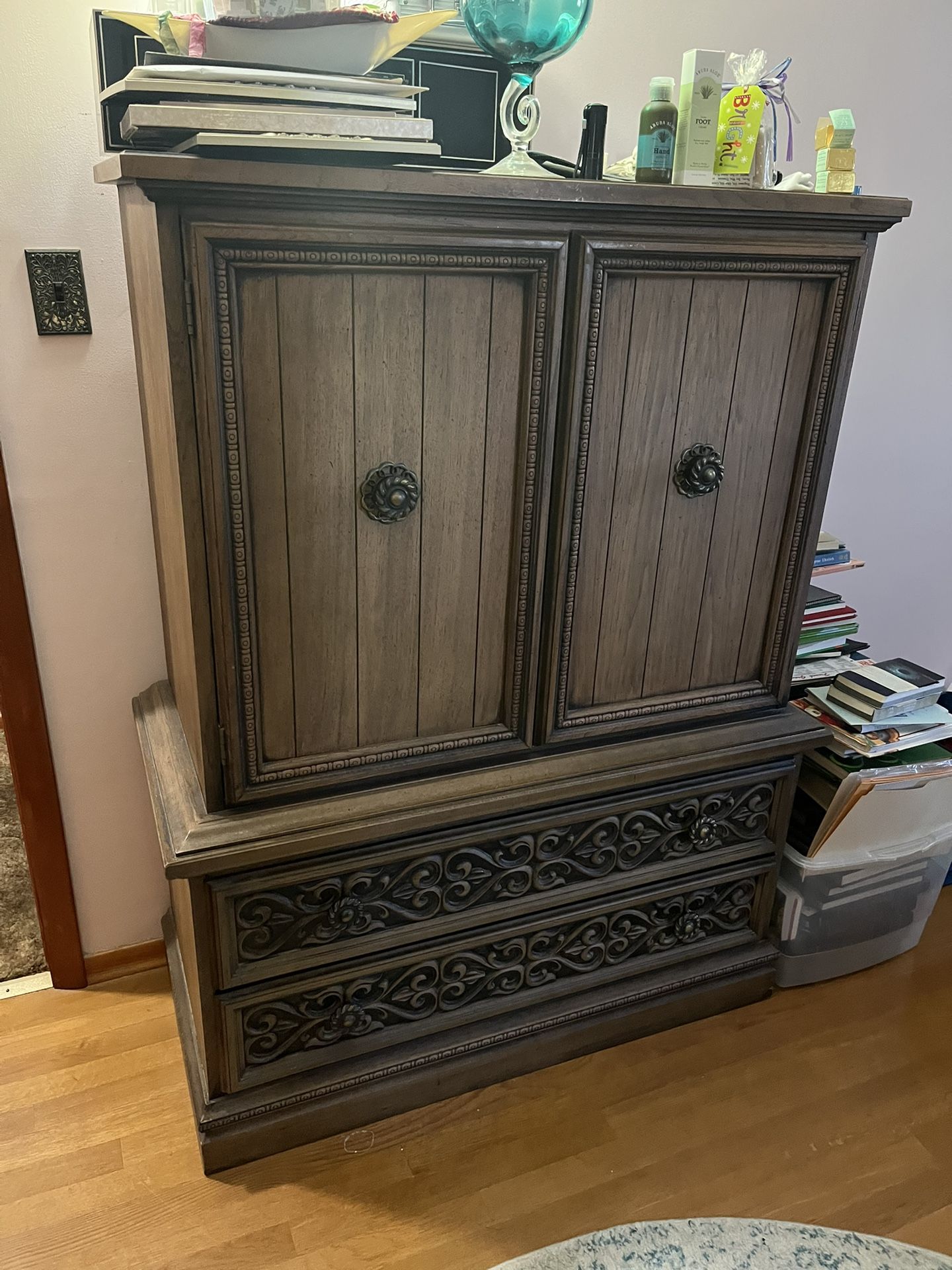 Spanish Style Vintage Bedroom Set 