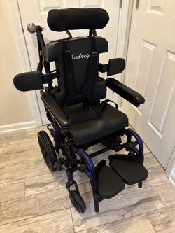 Kids wheelchair