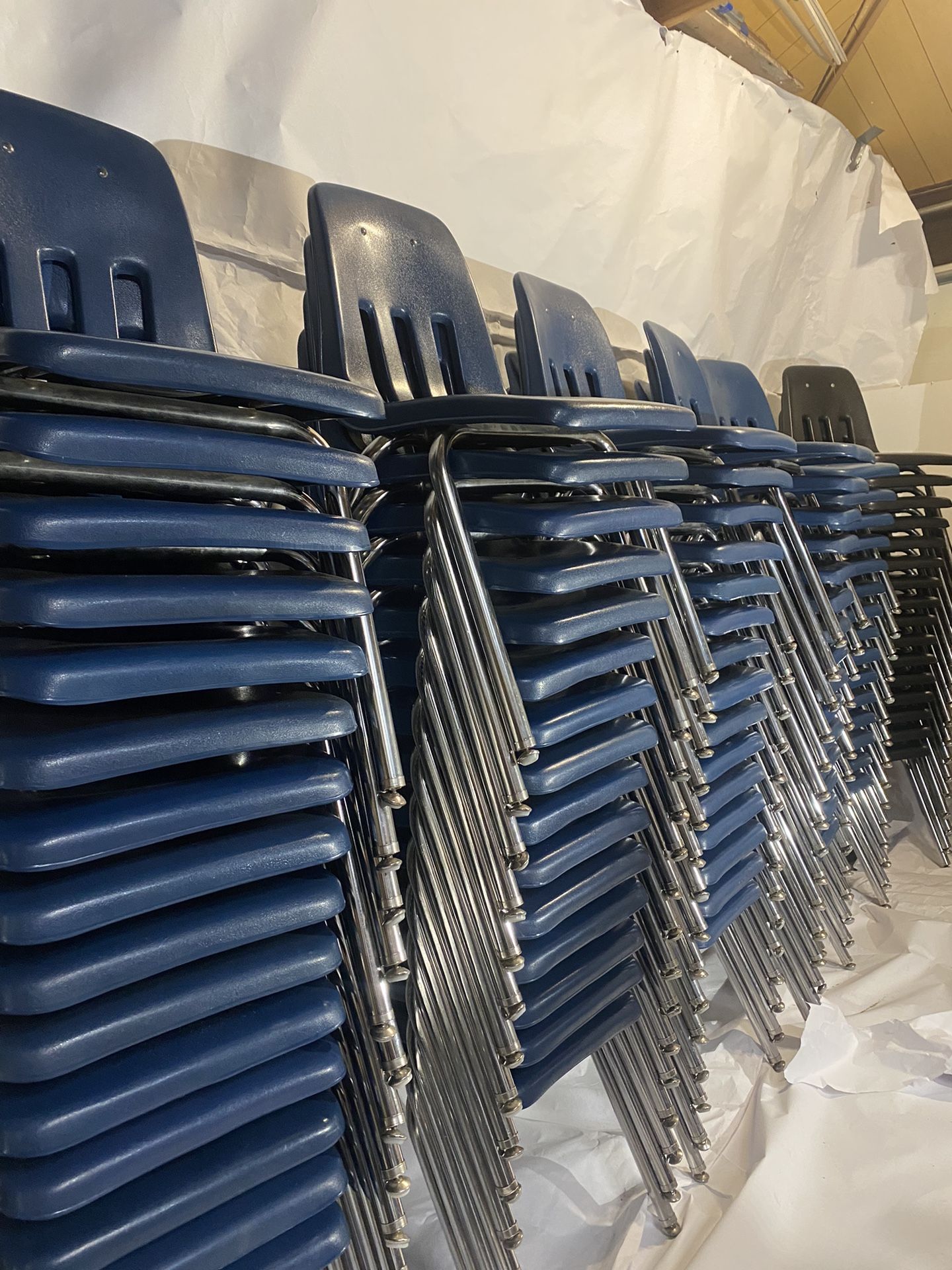 SCHOOL CHAIRS VIRCO 9000 SERIES 4 LEG STACK CHAIR