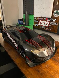 Almost new Traxxas X01