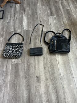 85 Couch Bags And 2 More Bags