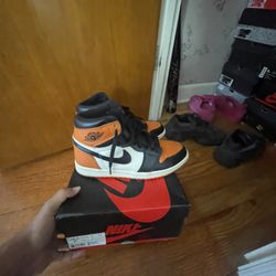 Air Jordan 1 Shattered Backboard 