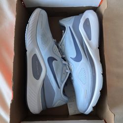 Nike Structure 26 $60