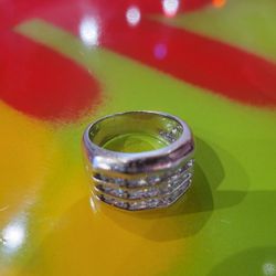 10k White  gold ring 14 grams Real diamonds