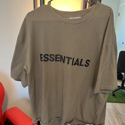 Essentials T-shirt