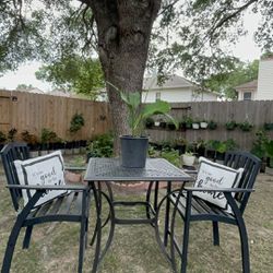 🌳🌳HIGH CHAIRS AND TABLE PATIO SET 🌳🌳