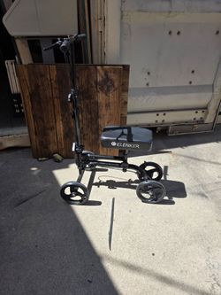 Kneeling scooter