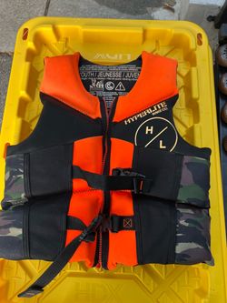 Hyperlite Wake Co. Youth Life Vest 55-80 Pounds