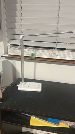 Foldable desk light for sale!!